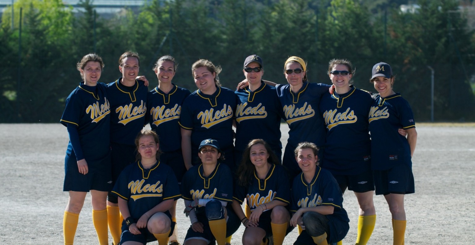 L'équipe féminine de softball des Meds. © Meds.