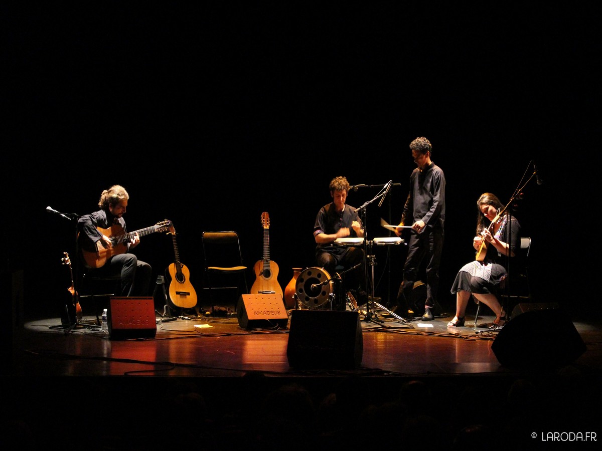 Le quartet Zé Boiadé joue du choro en modernisant la musique traditionnelle. ©La Roda